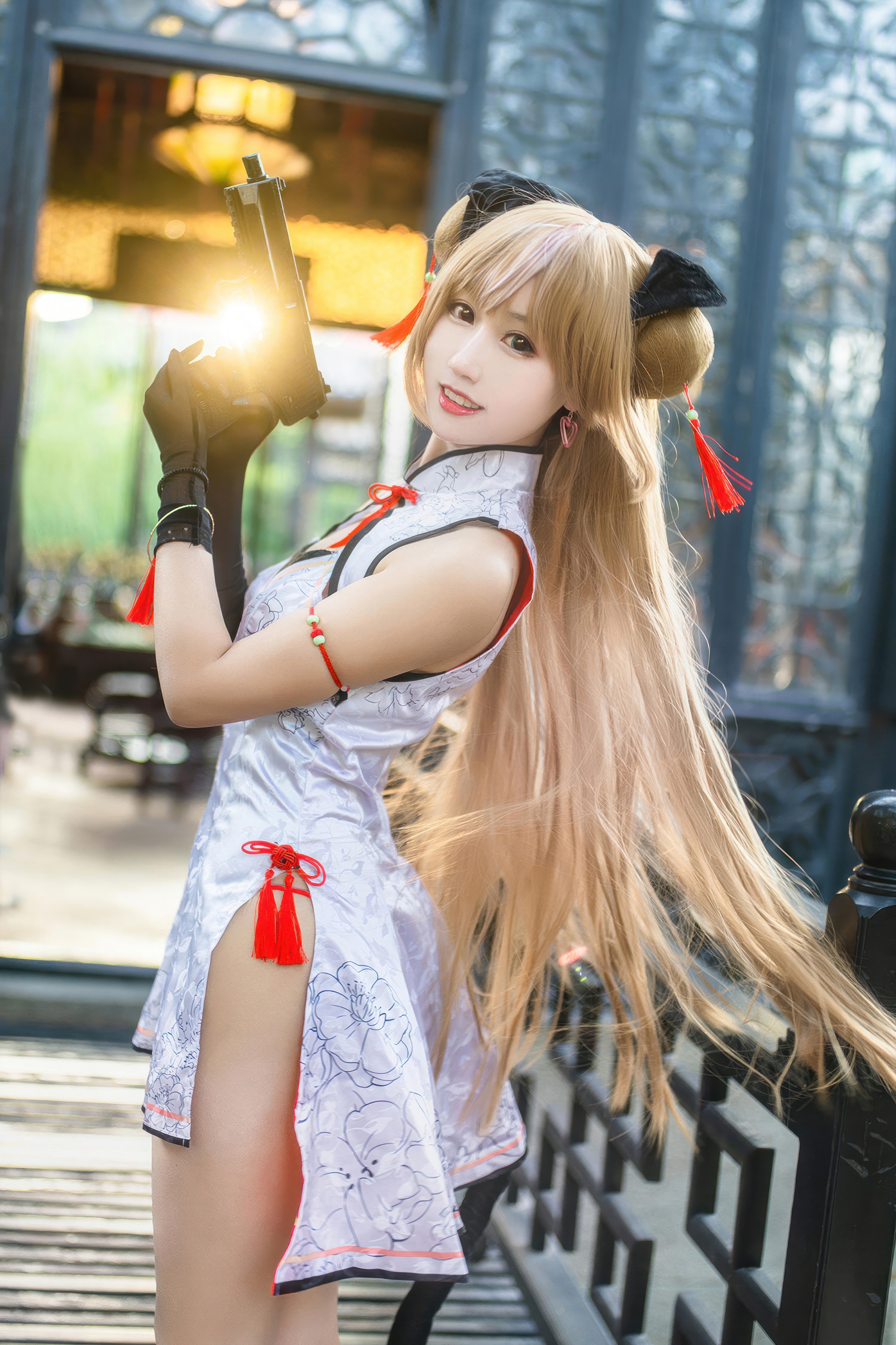 图片[1]-羽生三未 – NO.033 少女前线 MK23·蜂糖花[18P]-XikXak